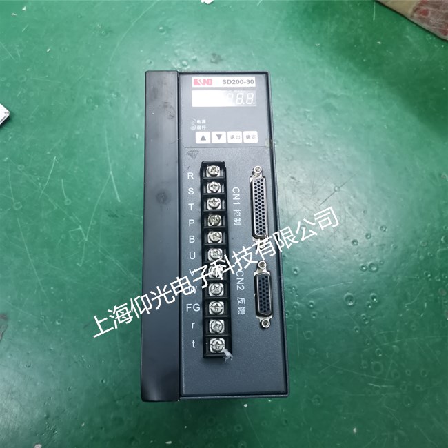 �P�����ŷ��(q��)��(d��ng)���S��KND SD200-30��(b��o)��Err03�S��