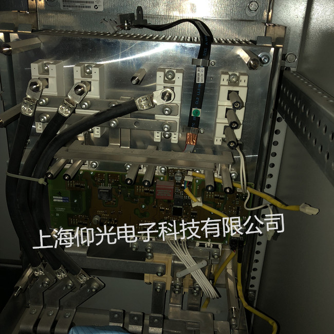 ���T��6SE70׃�l����F004/F006�S�޷���