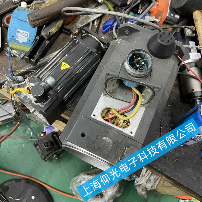 ؐ���R�ŷ�늙C(j��)�\(y��n)����ͻȻֹͣ�S�޿��Y(ji��)