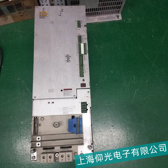 �ɶ���ʿ��(l��)�ŷ��(q��)��(d��ng)���M���ϻ����ϵęz�y(c��)�S��