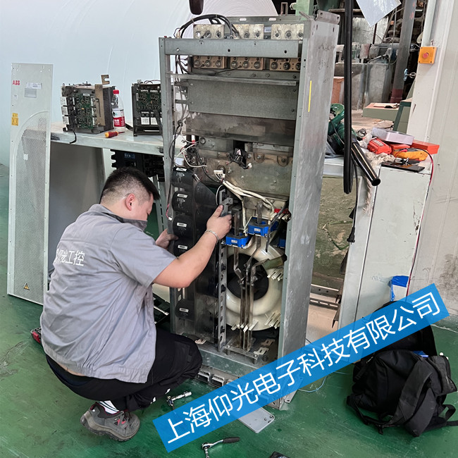 abb����׃�l���S��ACS800-37-0260-5��(b��o)���@ʾFF82�S��