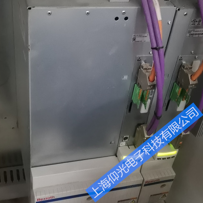 ������ʿ��ϵ�y(t��ng)�(q��)����F8954 kHz��̖�e�`�S���\��ָ��һ