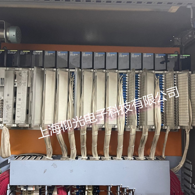 ʩ�͵�PLC��ҊPROM�����\�D(zhu��n)​����ԭ��̎������