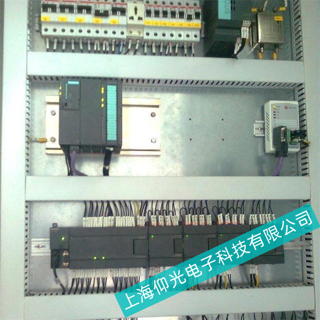 ʩ�͵¹��ؙC(j��)LXM32ϵ���_�C(j��)�{(l��n)�����\(y��n)���^���г��F(xi��n)�{(l��n)���S�޷���