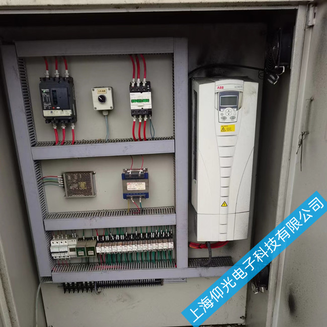 �Ϻ�ABB׃�l�����F(xi��n)���������φ��}ԓ��ô�k�����Ϸ������S�޷��������I(y��)�S�ވF(tu��n)�(du��)��