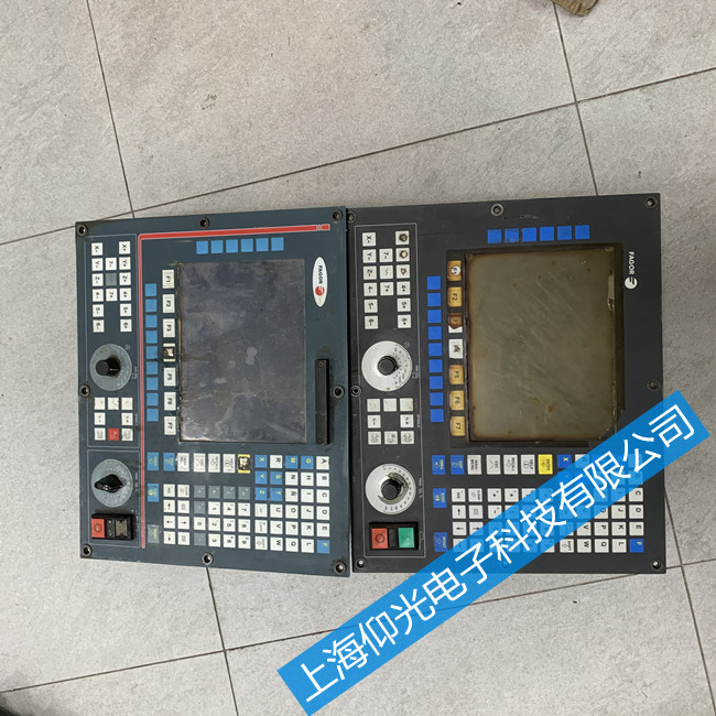 ��Ҧ�l(f��)��(sh��)��ϵ�y(t��ng)CNC8035���������_�C(j��)���ϾS���Ԓ��ԃ